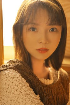 女邻居在线